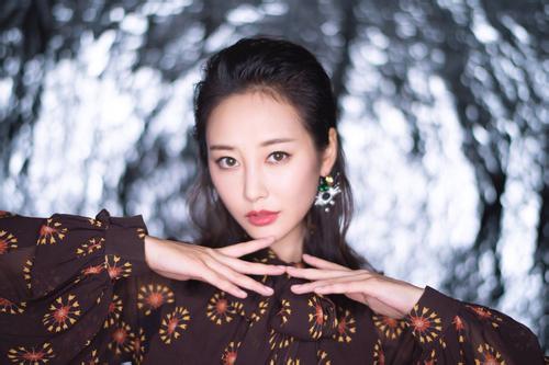 李纯带你探索小巷独特小店，我是演员，带你领略独特风情