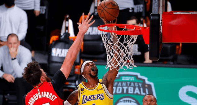 NBA最新动态，篮球赛场上的友情与温馨日常